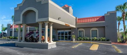 Quality Inn Kennedy Space Center Exterior