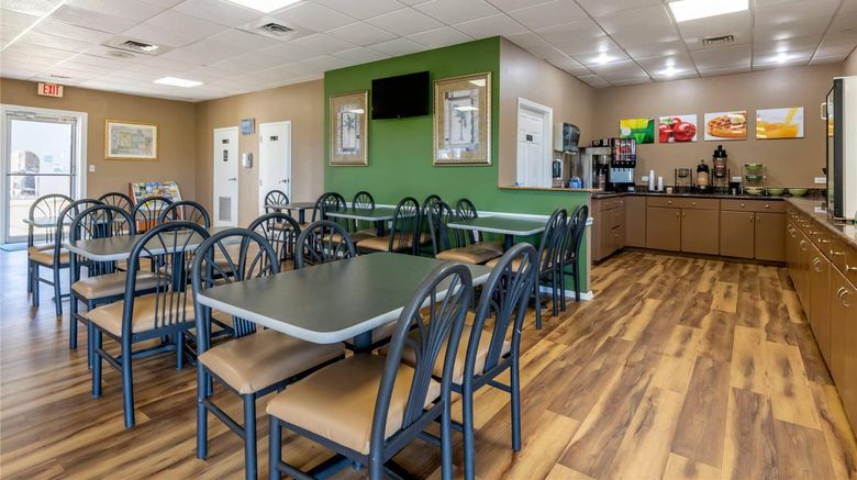 <b>Quality Inn Kennedy Space Center Restaurant</b>. Images powered by <a href="https://iceportal.shijigroup.com/" title="IcePortal" target="_blank">IcePortal</a>.