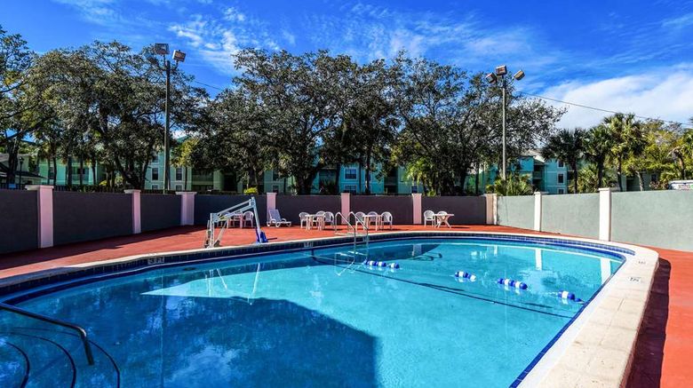 <b>Econo Lodge Busch Gardens Pool</b>. Images powered by <a href="https://iceportal.shijigroup.com/" title="IcePortal" target="_blank">IcePortal</a>.