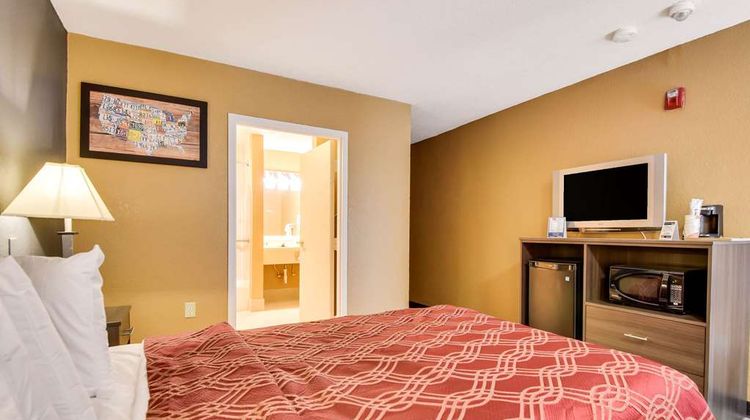 Econo Lodge Busch Gardens Room