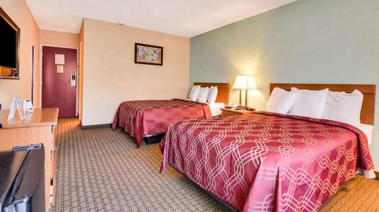 Econo Lodge Busch Gardens Room