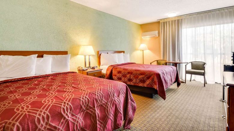 <b>Econo Lodge Busch Gardens Room</b>. Images powered by <a href="https://iceportal.shijigroup.com/" title="IcePortal" target="_blank">IcePortal</a>.