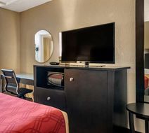 Econo Lodge Sebring Room