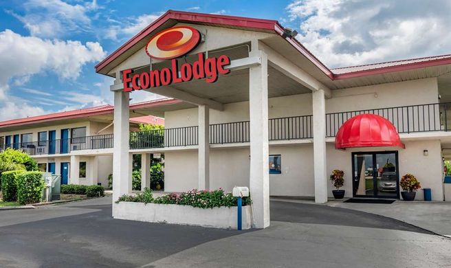 Econo Lodge Sebring Exterior