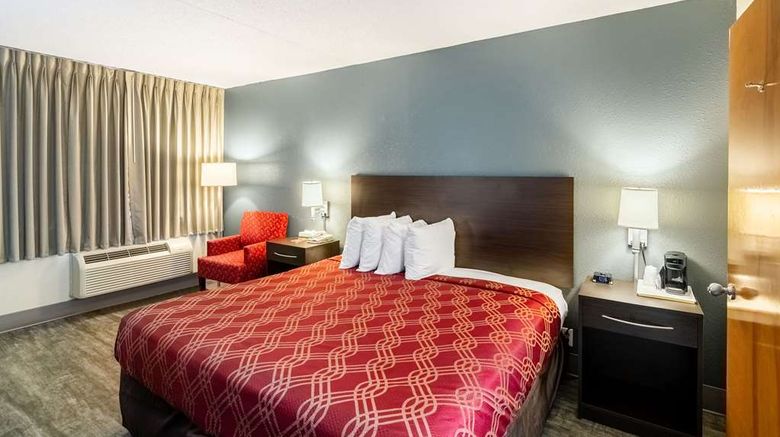 <b>Econo Lodge Crestview South Room</b>. Images powered by <a href="https://iceportal.shijigroup.com/" title="IcePortal" target="_blank">IcePortal</a>.