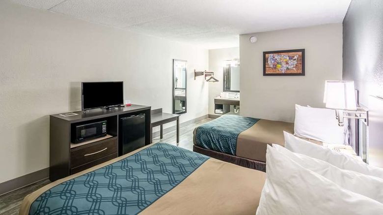 <b>Econo Lodge Crestview South Room</b>. Images powered by <a href="https://iceportal.shijigroup.com/" title="IcePortal" target="_blank">IcePortal</a>.