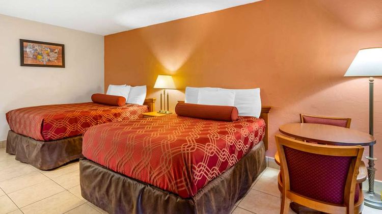 Econo Lodge Fort Myers Cape Coral Room