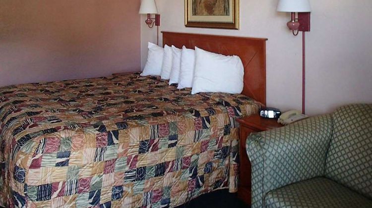 Rodeway Inn Leesburg Room