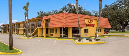 Econo Lodge Live Oak Exterior