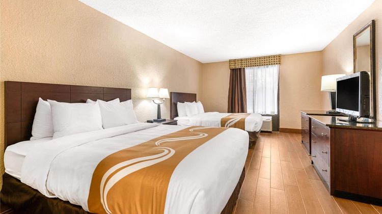 Quality Inn Orlando Airport Room
