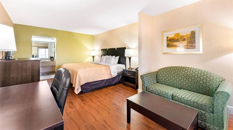 Quality Inn Orlando Airport Room