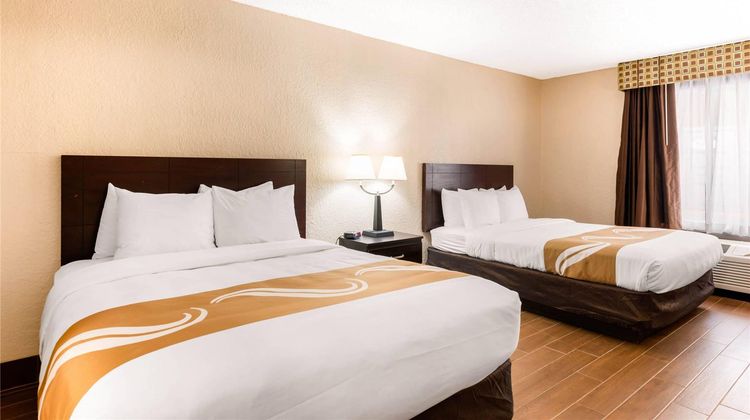 Quality Inn Orlando Airport Room