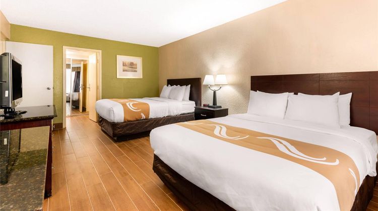 Quality Inn Orlando Airport Room