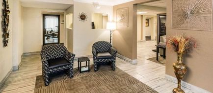 Quality Inn Pensacola North Lobby