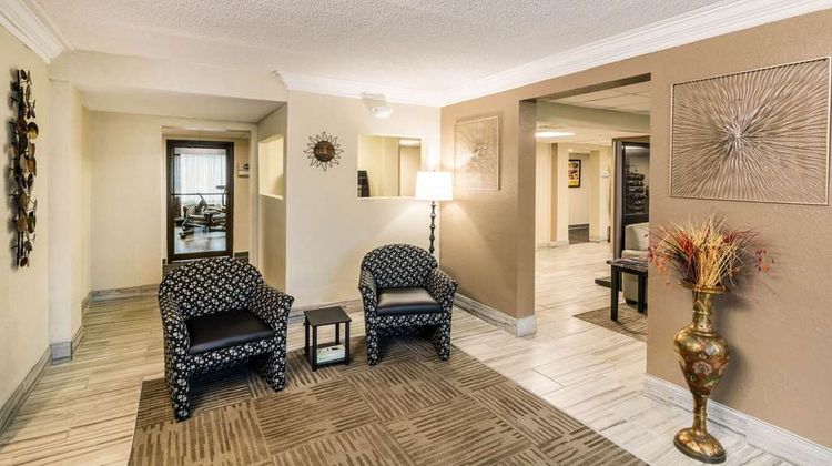 Quality Inn Pensacola North Lobby