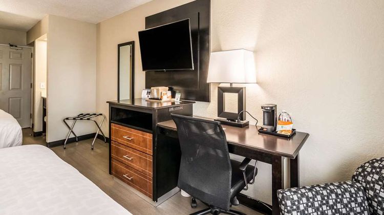 Quality Inn Pensacola North Room