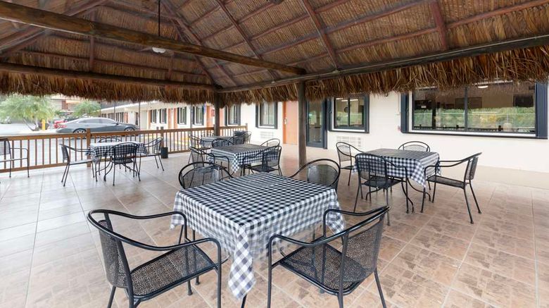 <b>Quality Inn Florida City Exterior</b>. Images powered by <a href="https://iceportal.shijigroup.com/" title="IcePortal" target="_blank">IcePortal</a>.