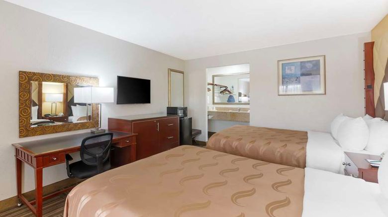 <b>Quality Inn Florida City Room</b>. Images powered by <a href="https://iceportal.shijigroup.com/" title="IcePortal" target="_blank">IcePortal</a>.