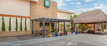 Quality Inn Florida City Exterior