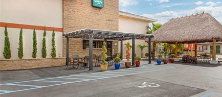 Quality Inn Florida City Exterior