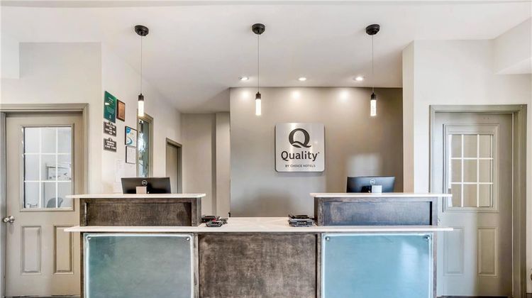 Quality Inn & Conference Center Lobby
