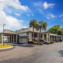 Quality Inn University