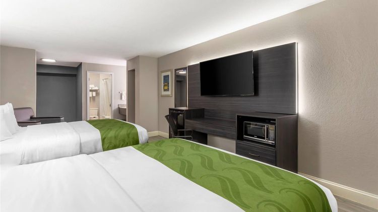 Quality Inn University Room