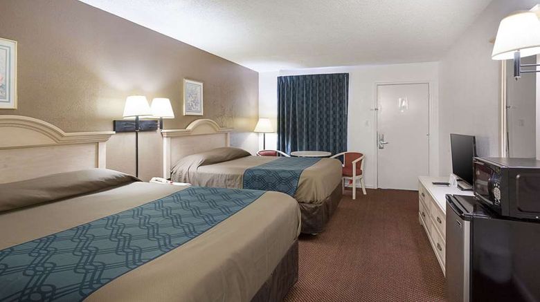 <b>Rodeway Inn Room</b>. Images powered by <a href="https://iceportal.shijigroup.com/" title="IcePortal" target="_blank">IcePortal</a>.