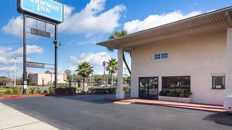 <b>Rodeway Inn Exterior</b>. Images powered by <a href="https://iceportal.shijigroup.com/" title="IcePortal" target="_blank">IcePortal</a>.