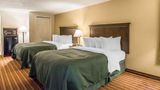 <b>Quality Inn & Suites at Tropicana Field Room</b>. Images powered by <a href="https://iceportal.shijigroup.com/" title="IcePortal" target="_blank">IcePortal</a>.