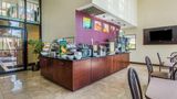 <b>Quality Inn & Suites at Tropicana Field Restaurant</b>. Images powered by <a href="https://iceportal.shijigroup.com/" title="IcePortal" target="_blank">IcePortal</a>.