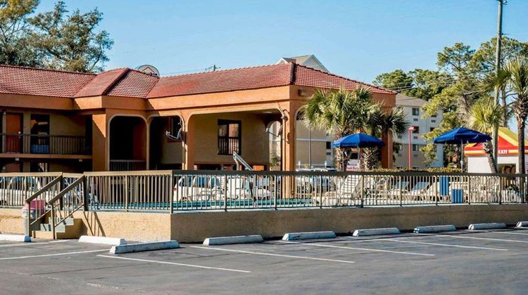 Econo Lodge Exterior