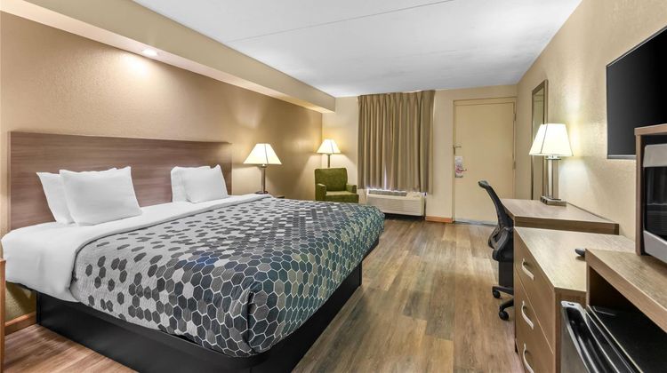 Econo Lodge Room