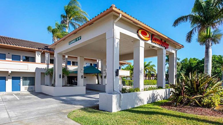 Econo Lodge Vero Beach Exterior. Images powered by <a href="https://iceportal.shijigroup.com" target="_blank" rel="noopener">Ice Portal</a>.