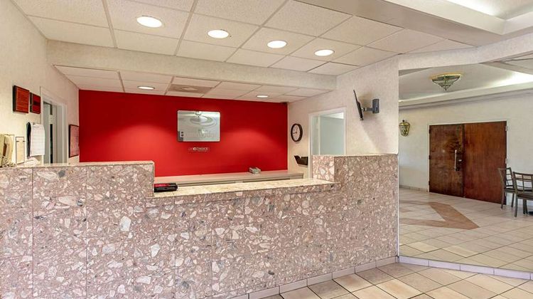 Econo Lodge Vero Beach Lobby