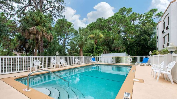 Sleep Inn Pool