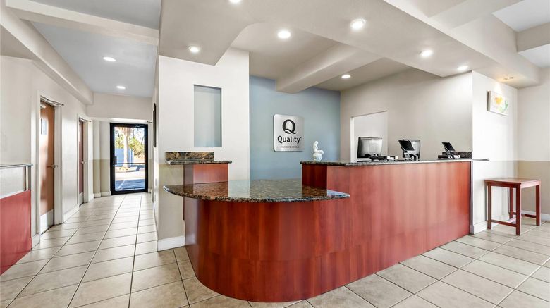 <b>Quality Inn Weeki Wachee Lobby</b>. Images powered by <a href="https://iceportal.shijigroup.com/" title="IcePortal" target="_blank">IcePortal</a>.