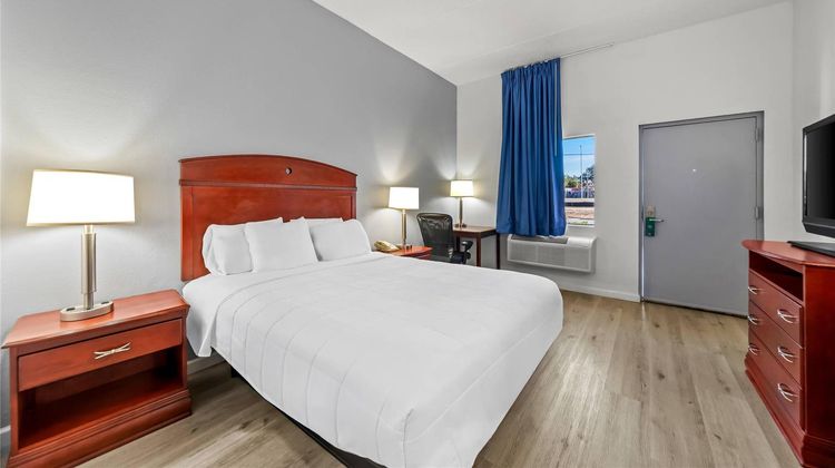 Quality Inn Weeki Wachee Room
