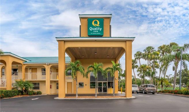 Quality Inn near Ellenton Outlet Mall Exterior