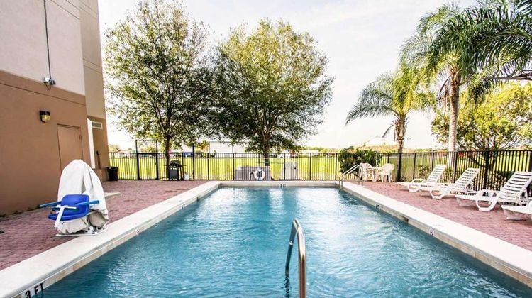 Sleep Inn Pool