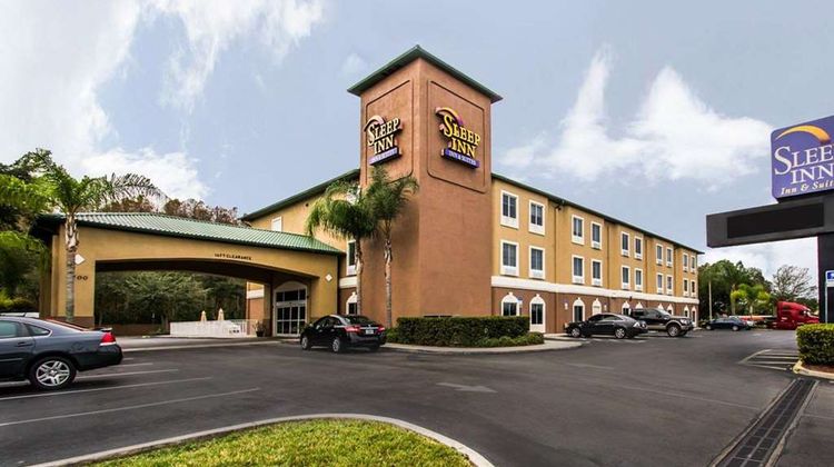 Sleep Inn & Suites Airport Exterior