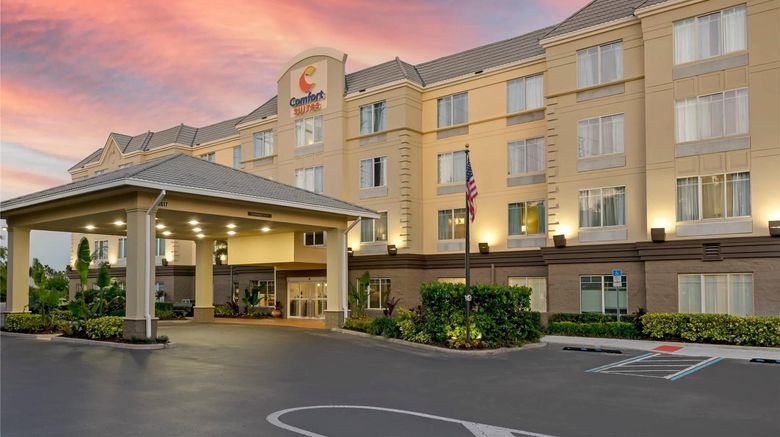 Comfort Suites Near Universal Orlando Exterior. Images powered by <a href="https://iceportal.shijigroup.com" target="_blank" rel="noopener">Ice Portal</a>.