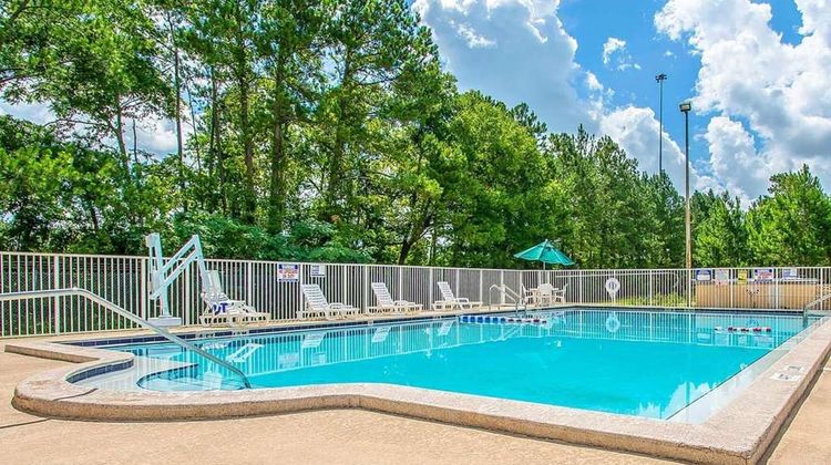 Rodeway Inn Pool