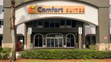 Comfort Suites Clearwater-Dunedin Exterior