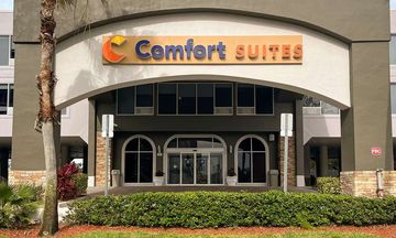 Comfort Suites Clearwater-Dunedin