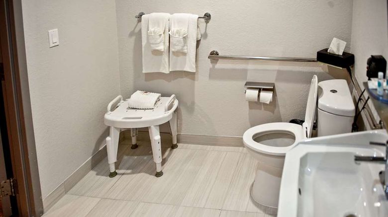 <b>Comfort Suites Clearwater-Dunedin Suite</b>. Images powered by <a href="https://iceportal.shijigroup.com/" title="IcePortal" target="_blank">IcePortal</a>.