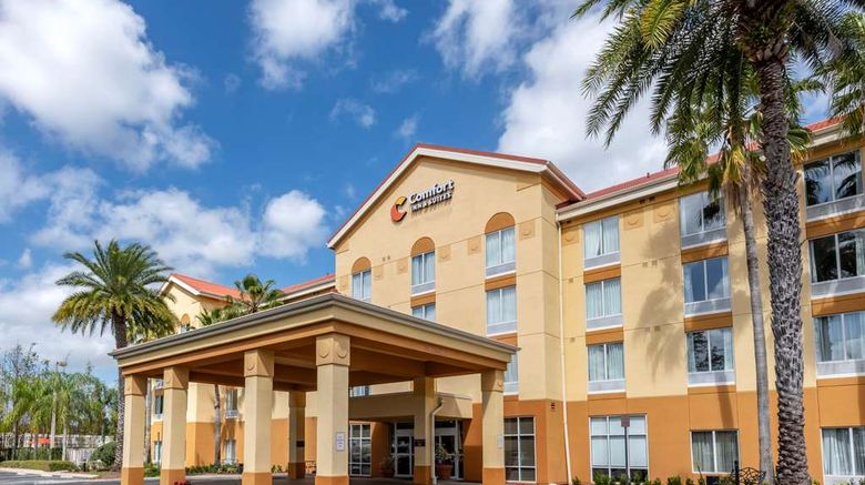 Comfort Inn  and  Suites Sanford Exterior. Images powered by <a href="https://iceportal.shijigroup.com" target="_blank" rel="noopener">Ice Portal</a>.