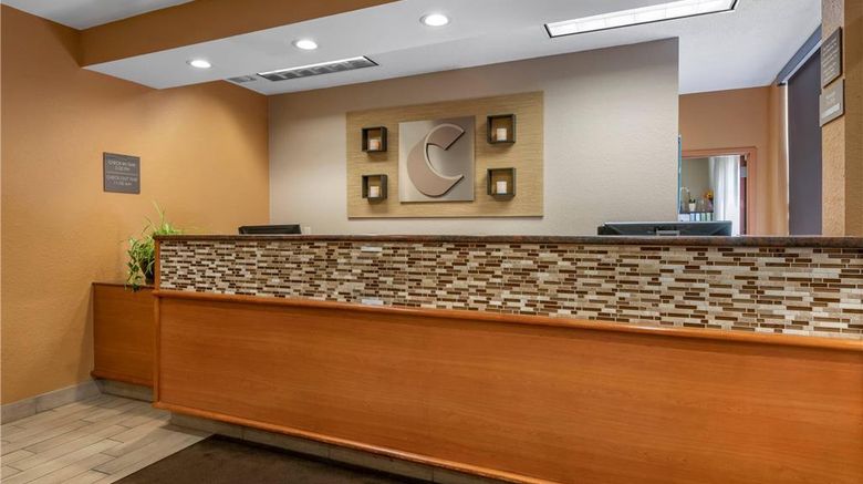<b>Comfort Inn & Suites Sanford Lobby</b>. Images powered by <a href="https://iceportal.shijigroup.com/" title="IcePortal" target="_blank">IcePortal</a>.