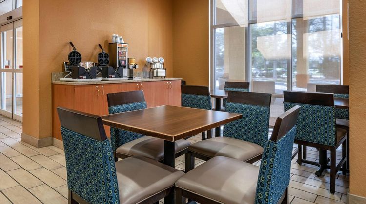 Comfort Inn & Suites Sanford Restaurant