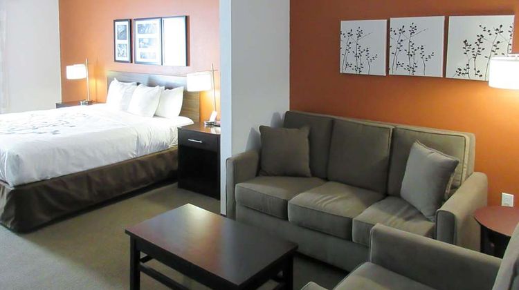 Sleep Inn & Suites Suite
